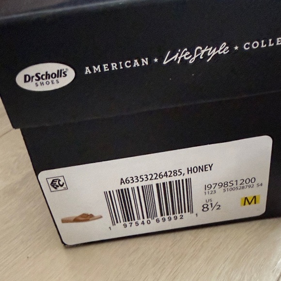 Dr. Scholl's Brown Slide Sandals with Gold Accent - Picture 10 of 10